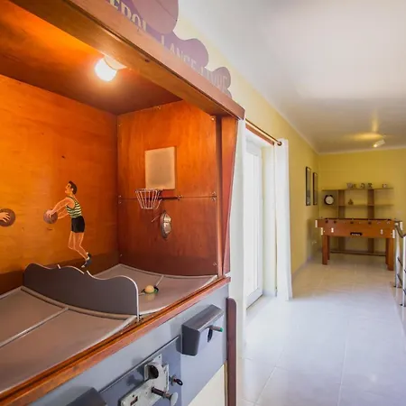 Horta's - Private Heatable Pool *