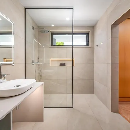 Horta's - Private Heatable Pool Villa Lagos