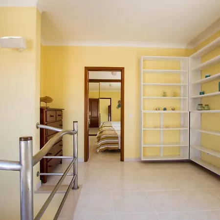 Villa Horta's - Private Heatable Pool *