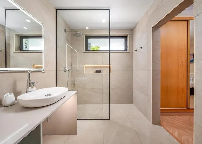 Horta's - Private Heatable Pool 别墅 拉哥斯