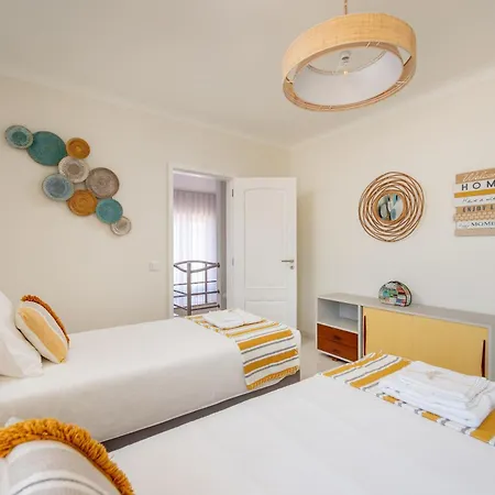 Horta's - Private Heatable Pool Villa Lagos