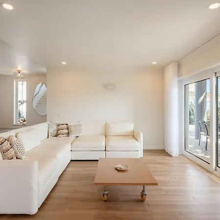 Horta's - Private Heatable Pool Villa